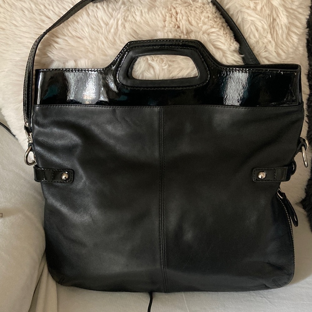 Coach Black Leather with patent leather and silver hardware with dust bag Y2K